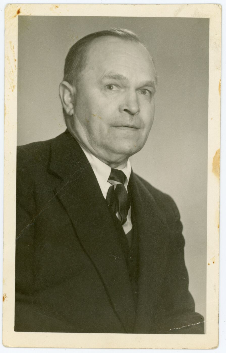Nežinomas fotografas, Stasys Laucius-Laucevičius