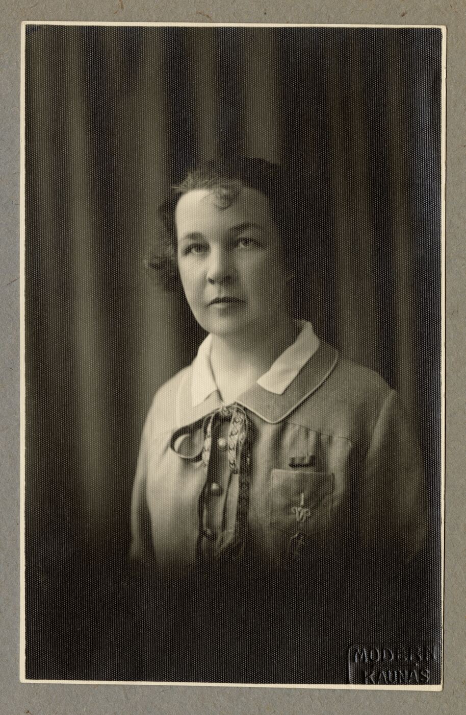 Fotoateljė „Modern“, Honorata Ivanauskienė su šaulės uniforma