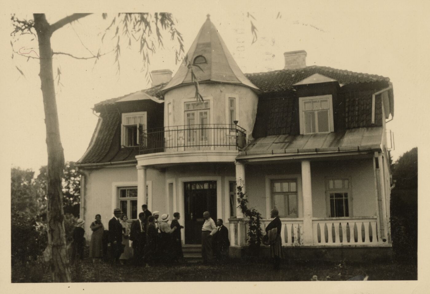 Nežinomas fotografas, Ivanauskų vasarnamis Obelynėje