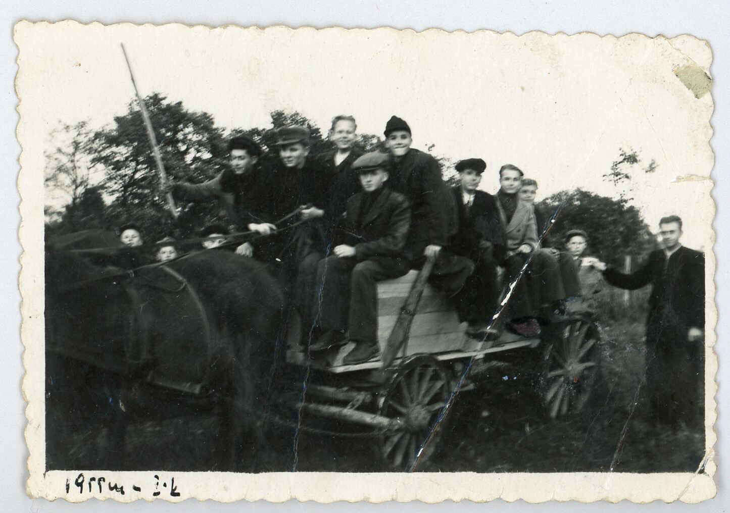 Unknown artist, Grupinė fotografija