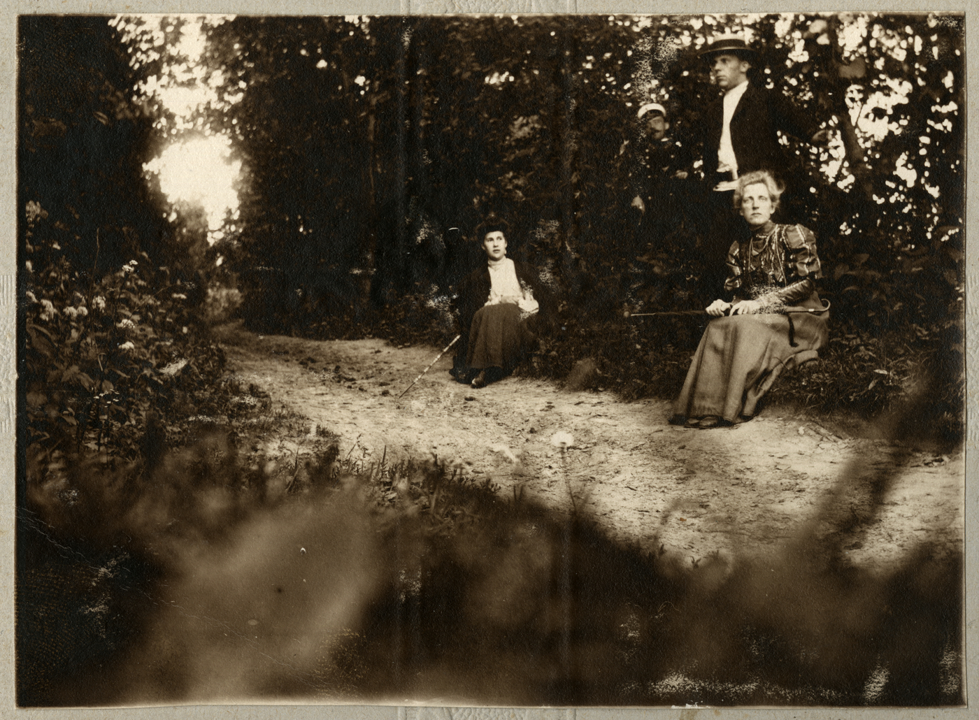 Nežinomas fotografas, Žmonių grupės portretas