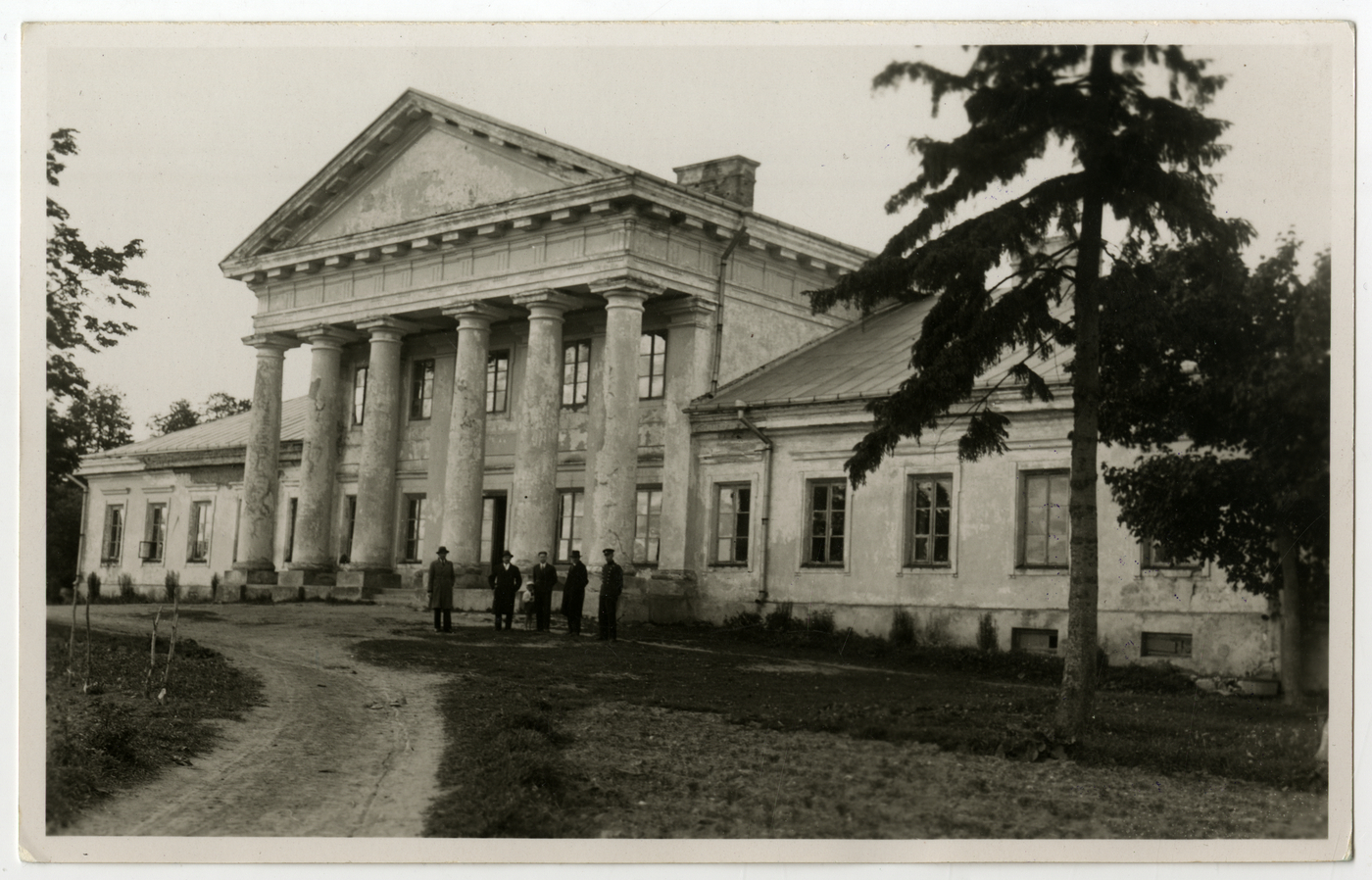 Nežinomas autorius, Diktariškių dvaras