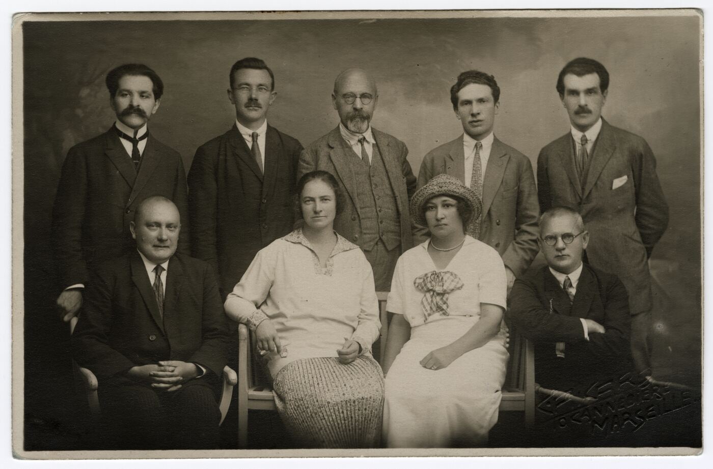Nežinomas autorius, Lietuvos socialdemokratų grupė. Bendra fotografija