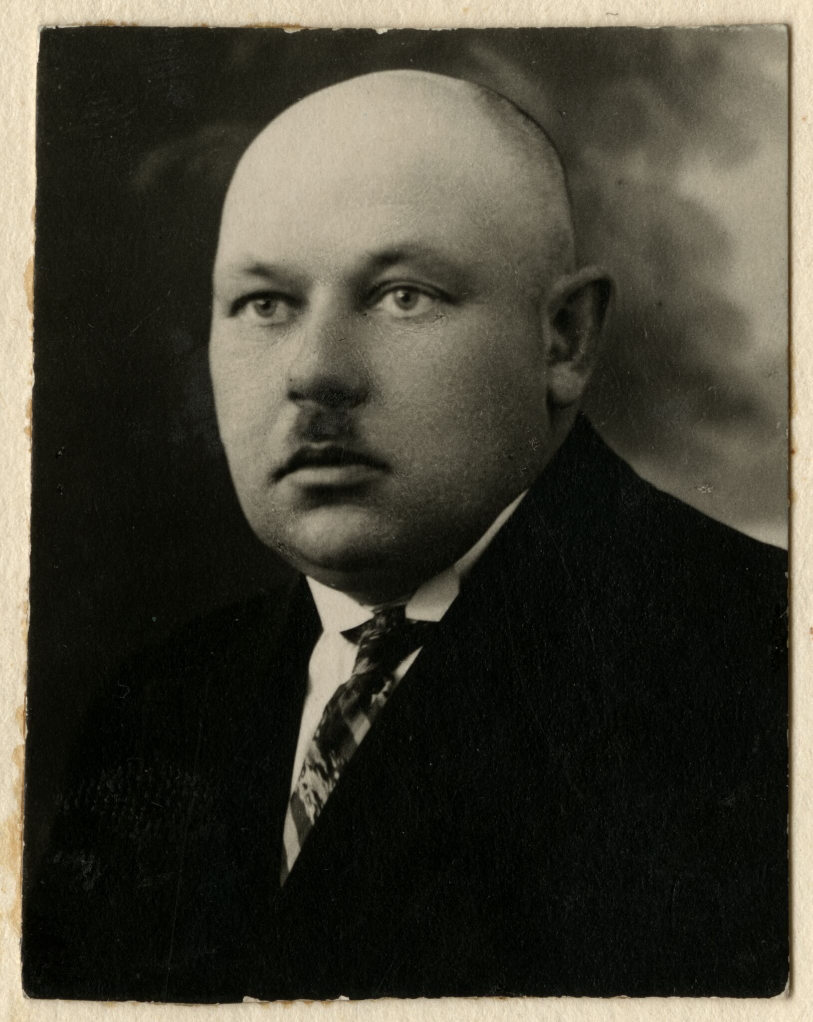 Nežinomas autorius, Vladislovas Kaveckis