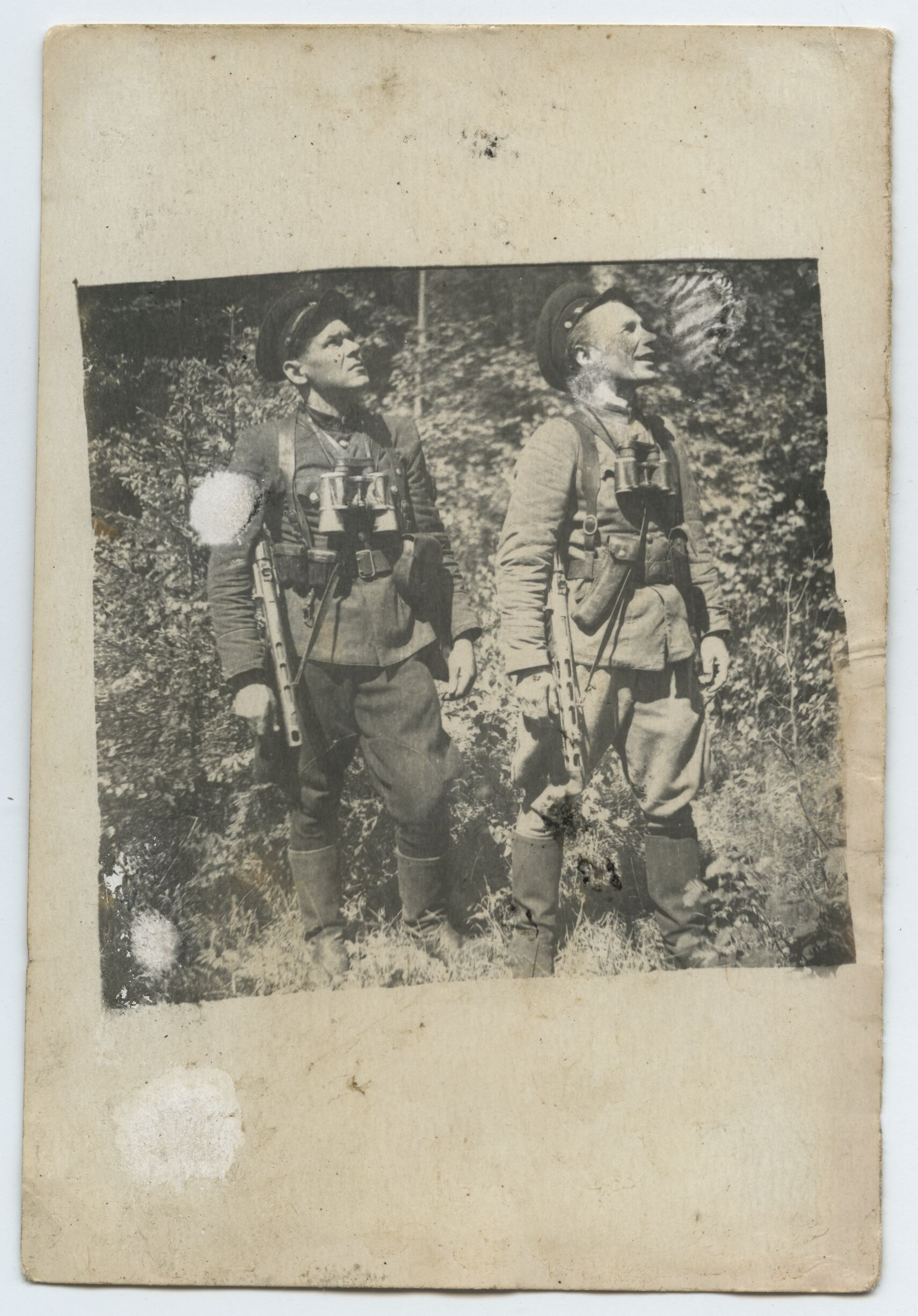 Nežinomas autorius, S. Erstikis-Patašonas ir K. Liuberskis-Žvainys