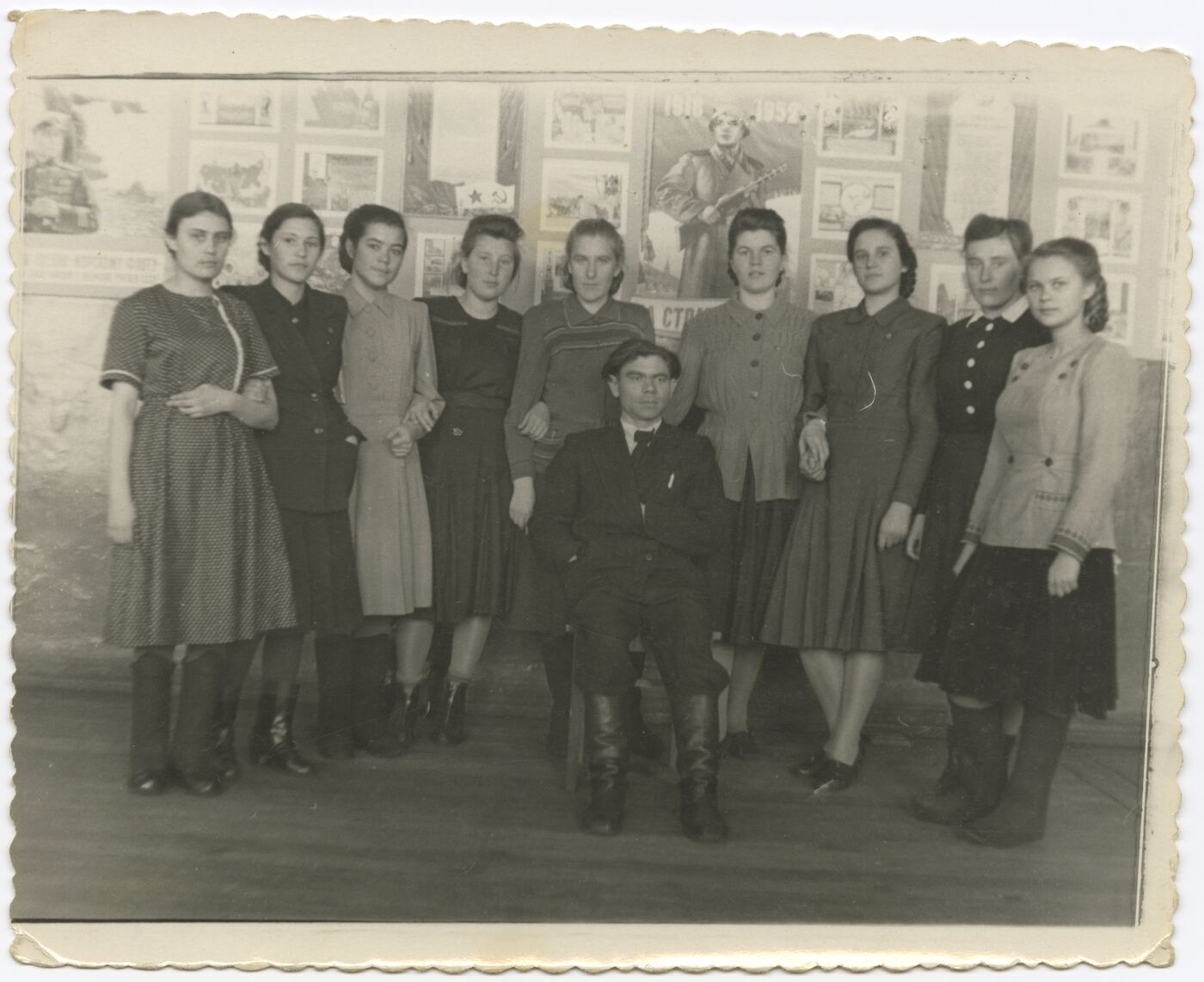Nežinomas autorius, Barnaulo pedagoginio instituto studentai