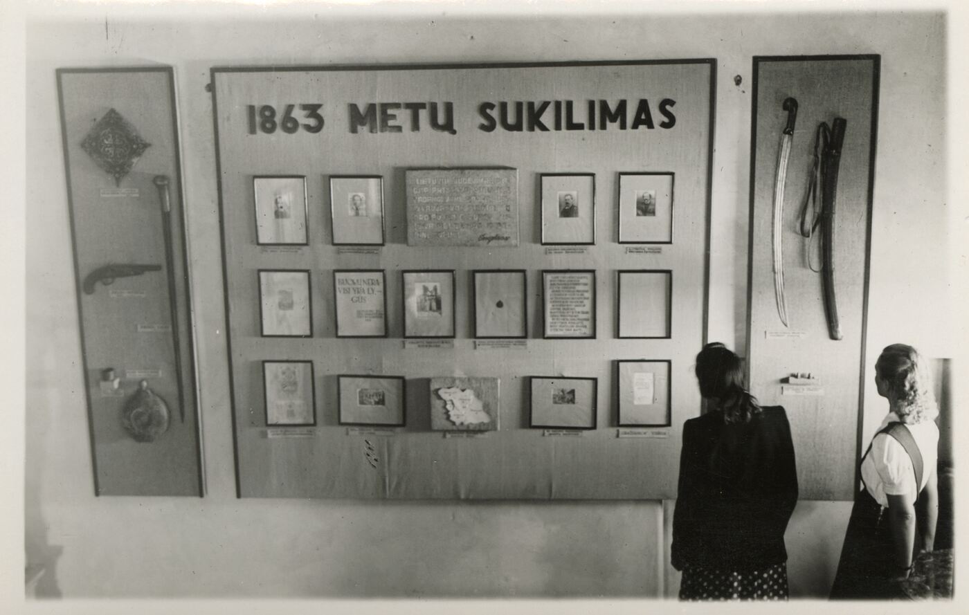 Kazimieras Budginas, Žemaičių muziejaus „Alka“ ekspozicijos vaizdas. Stendas „1863 metų sukilimas“