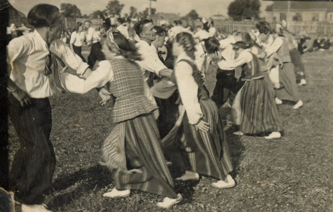 Nežinomas fotografas, Dainų šventė Užventyje
