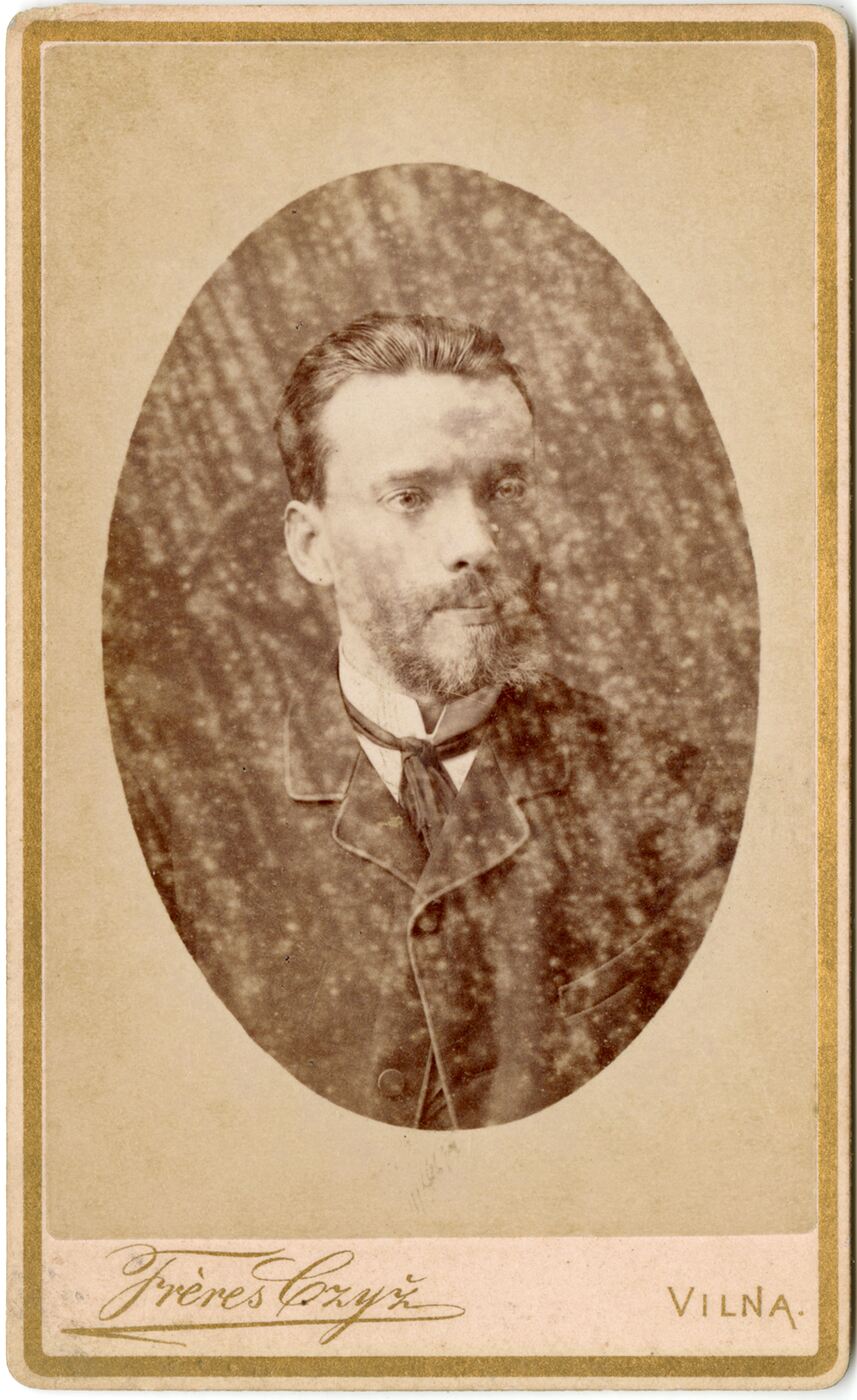 Brolių Čižų fotoateljė, Mackevičius Adolfas